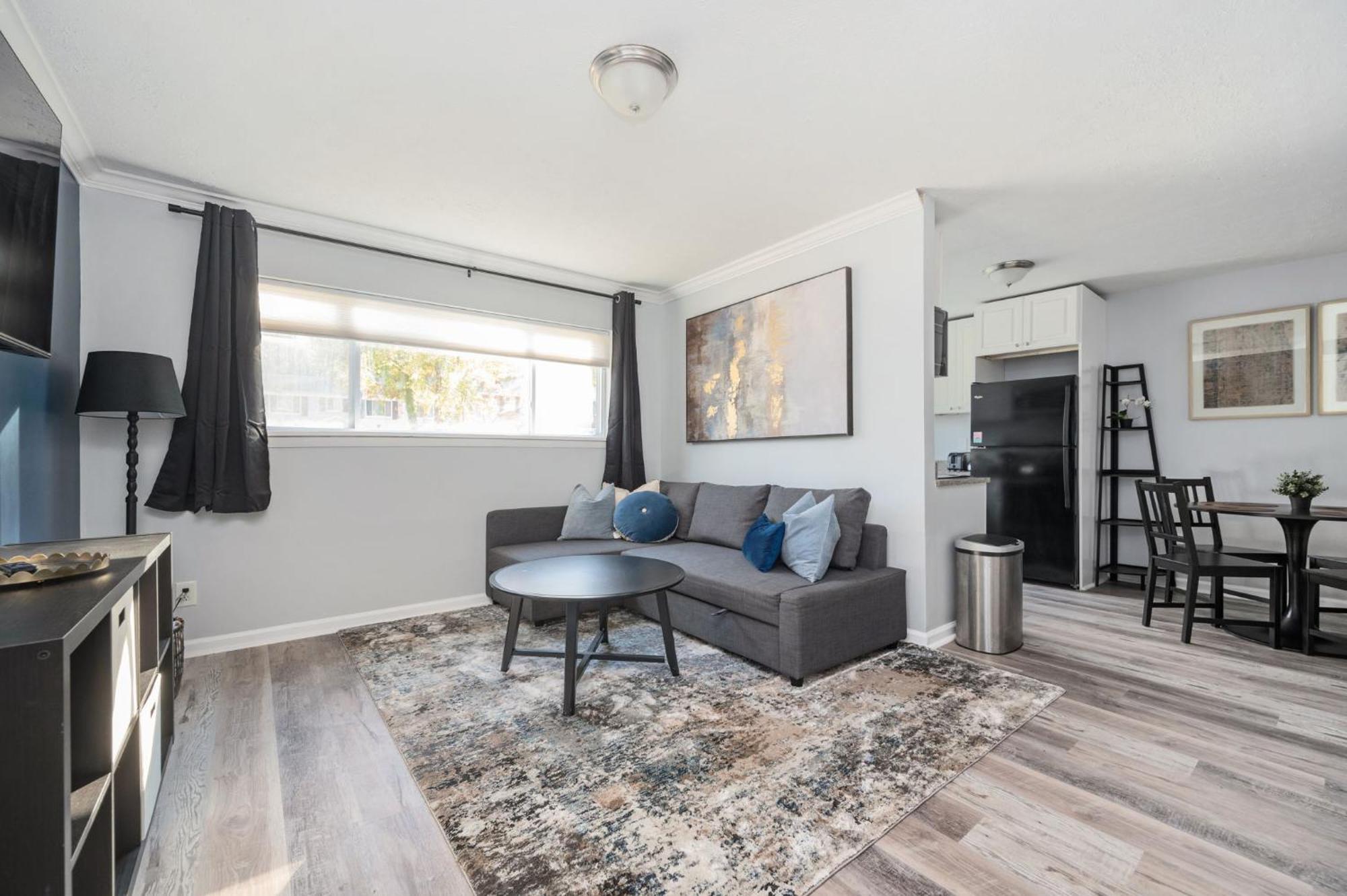 Quiet & Quaint Apartment, 5 Mins To Airport And 15 Mins To Downtown Atlanta Exteriör bild