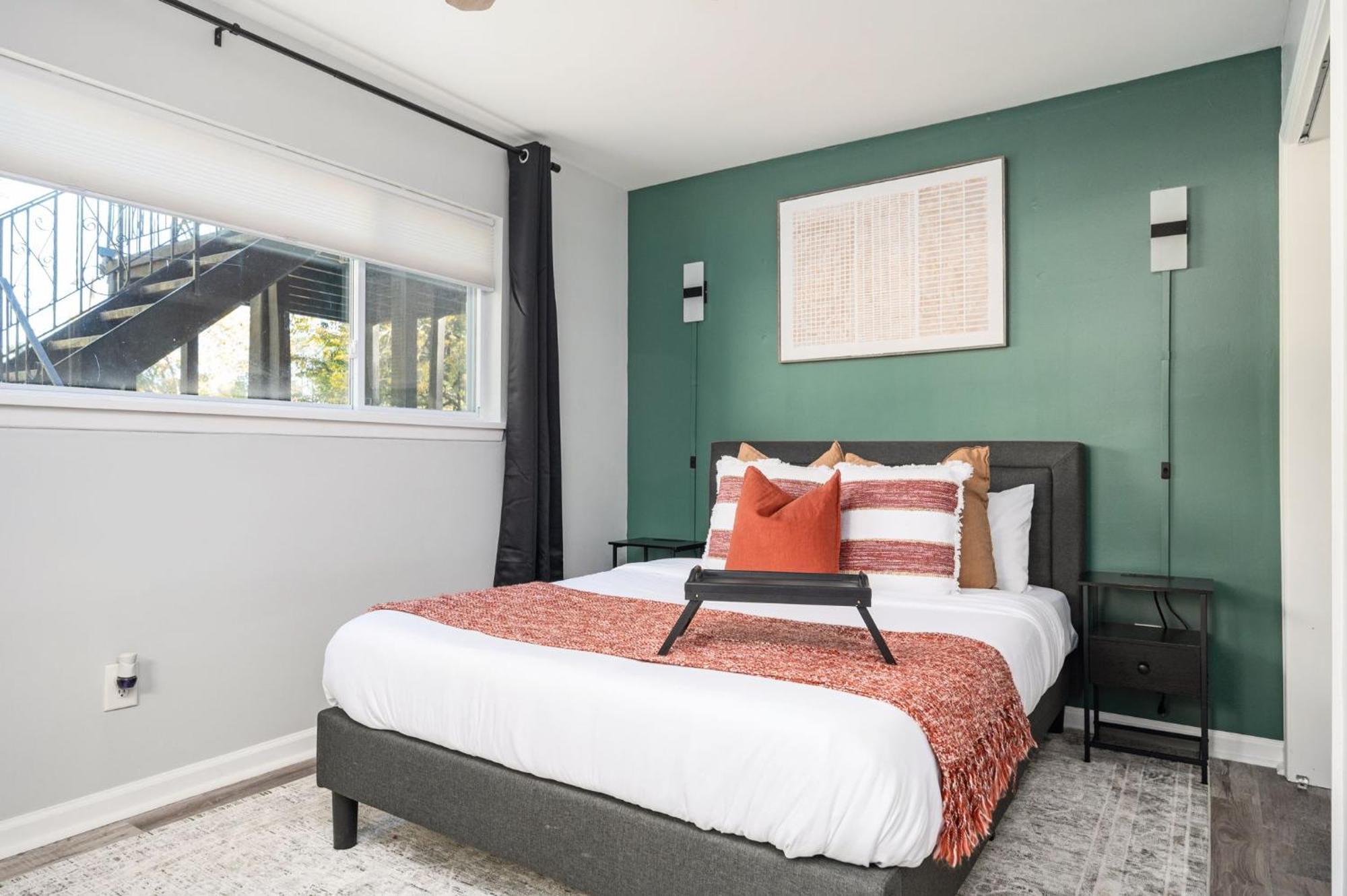 Quiet & Quaint Apartment, 5 Mins To Airport And 15 Mins To Downtown Atlanta Exteriör bild