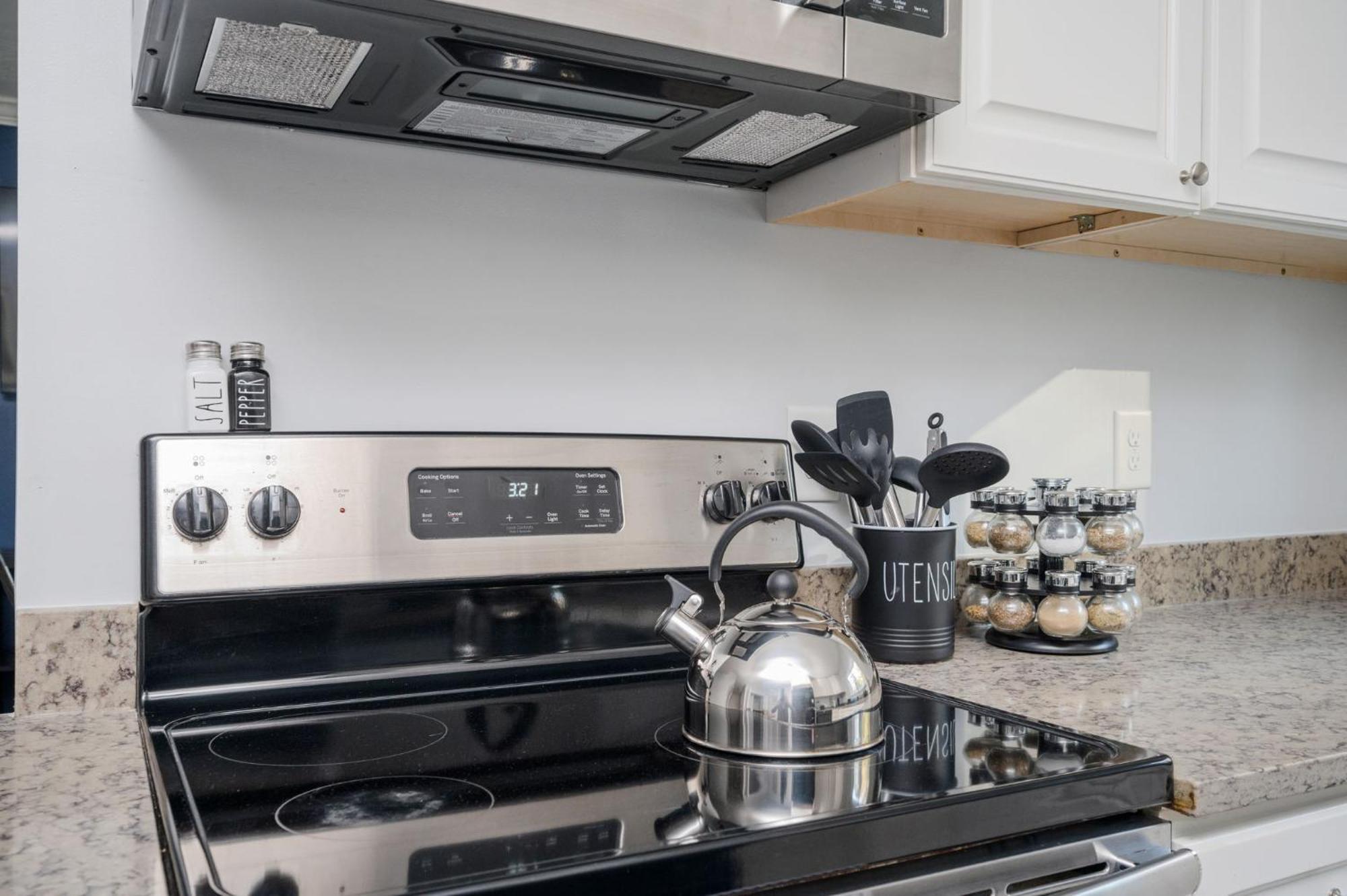 Quiet & Quaint Apartment, 5 Mins To Airport And 15 Mins To Downtown Atlanta Exteriör bild