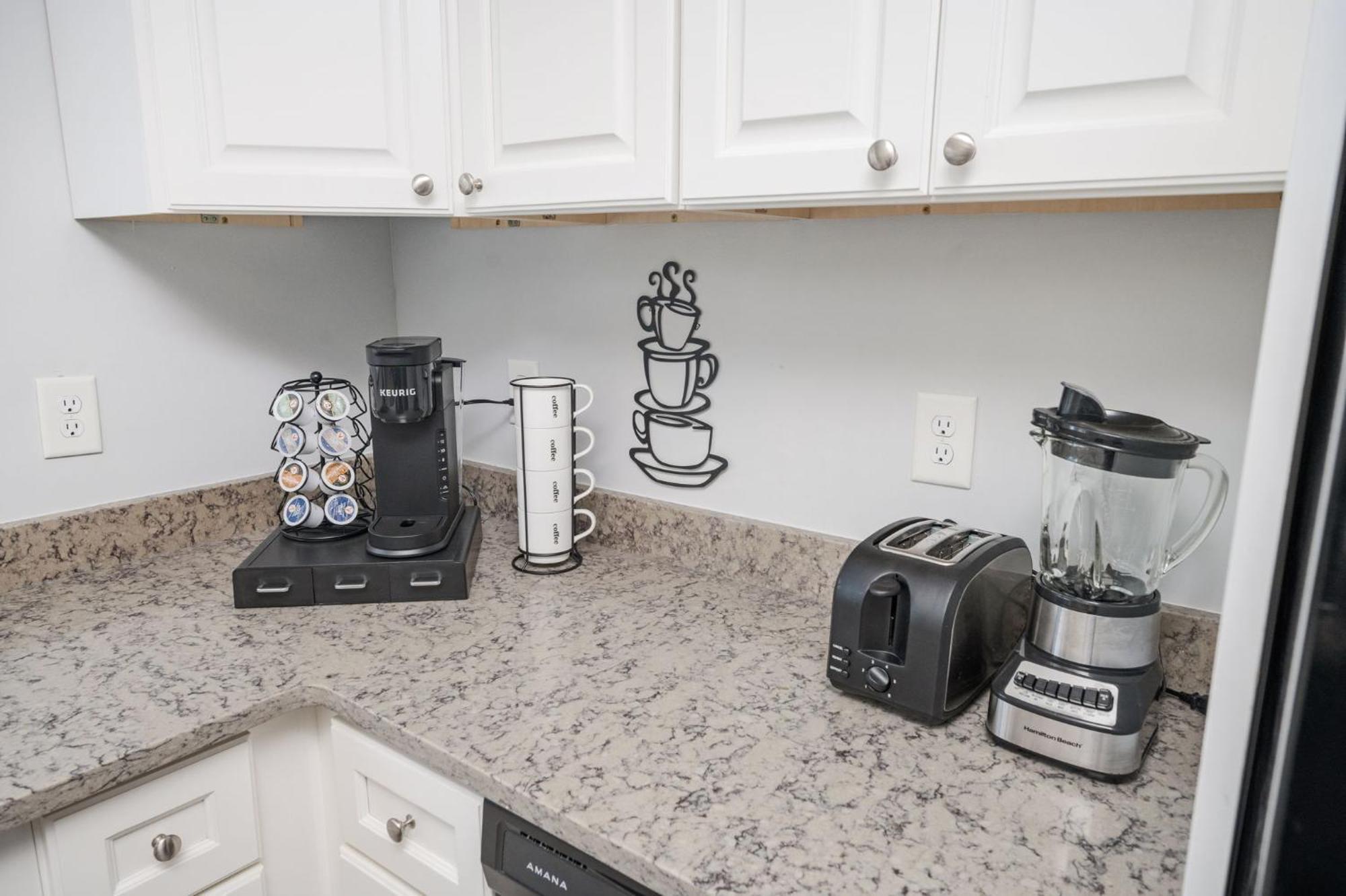 Quiet & Quaint Apartment, 5 Mins To Airport And 15 Mins To Downtown Atlanta Exteriör bild